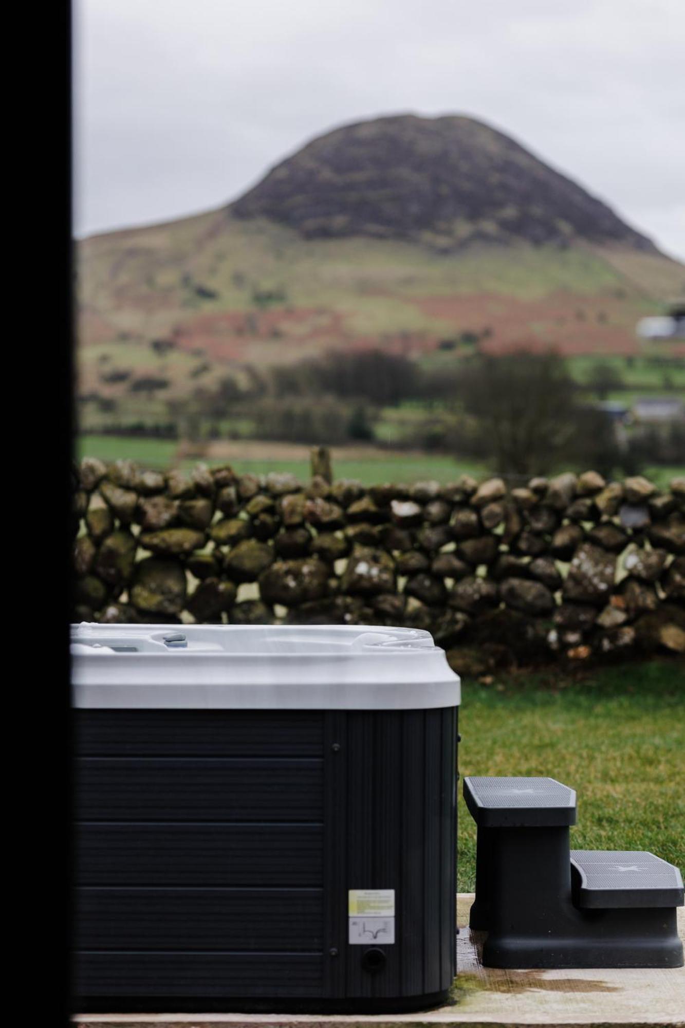 Slemish Hideaway - Funky Pheasant Villa Broughshane Exterior foto